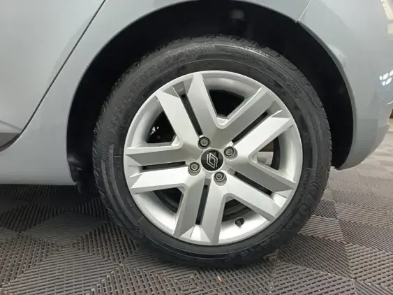 RENAULT CLIO V - voiture d'occasion - Photo 23