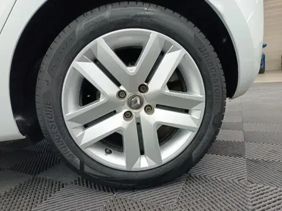 RENAULT CLIO REVERSIBLE V - voiture d'occasion - Photo 23