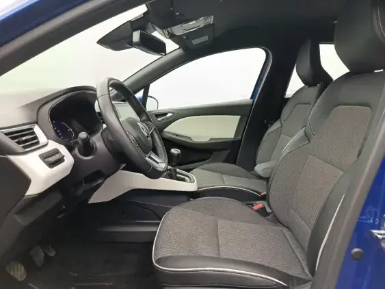 RENAULT CLIO V - voiture d'occasion - Photo 17