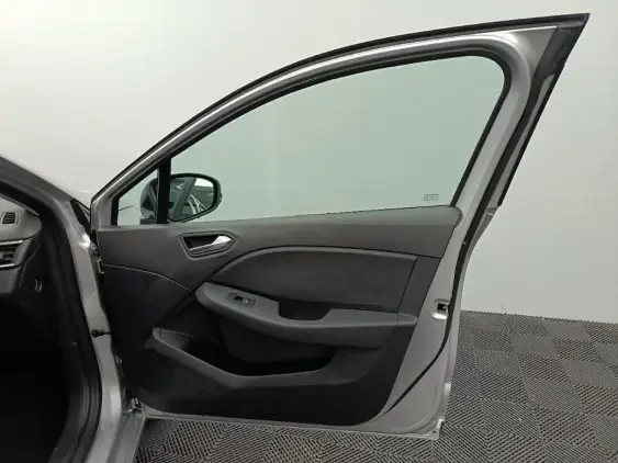 RENAULT CLIO V - voiture d'occasion - Photo 18