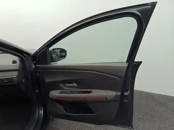 DACIA SANDERO III - voiture d'occasion - Photo 18