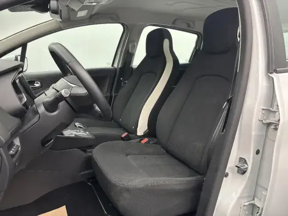 RENAULT ZOE - voiture d'occasion - Photo 16