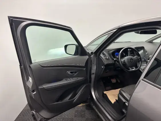 RENAULT SCENIC IV - voiture d'occasion - Photo 18