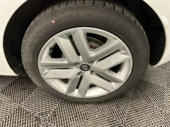 RENAULT CLIO V - voiture d'occasion - Photo 22