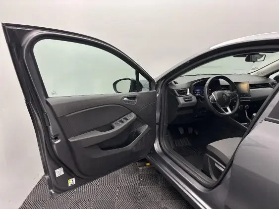 RENAULT CLIO V - voiture d'occasion - Photo 18