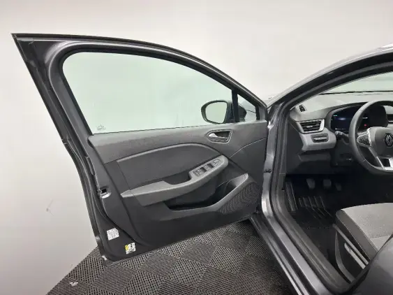 RENAULT CLIO V - voiture d'occasion - Photo 18