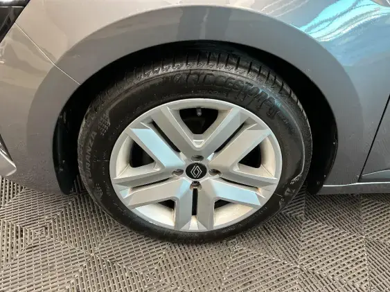 RENAULT CLIO V - voiture d'occasion - Photo 21