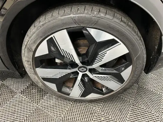 RENAULT MEGANE V - voiture d'occasion - Photo 22