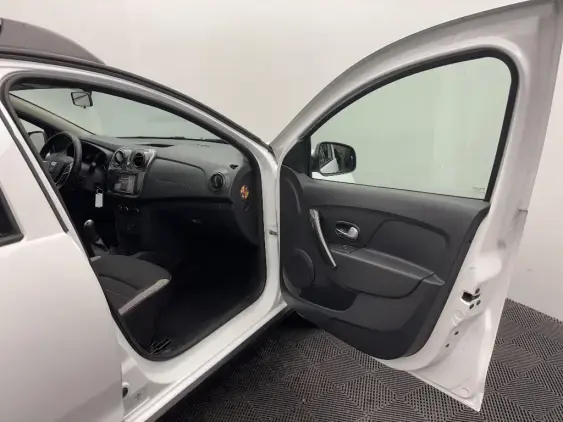 DACIA SANDERO II - voiture d'occasion - Photo 18