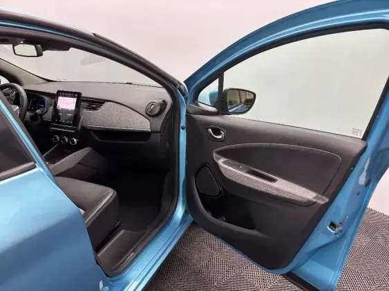 RENAULT ZOE - voiture d'occasion - Photo 17