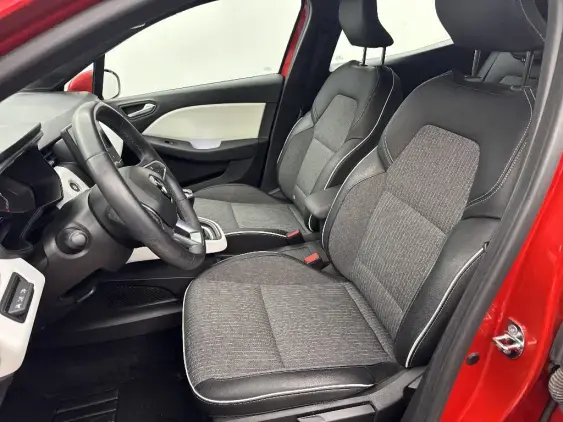 RENAULT CLIO V - voiture d'occasion - Photo 18