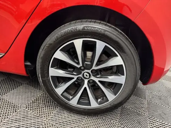 RENAULT CLIO V - voiture d'occasion - Photo 24