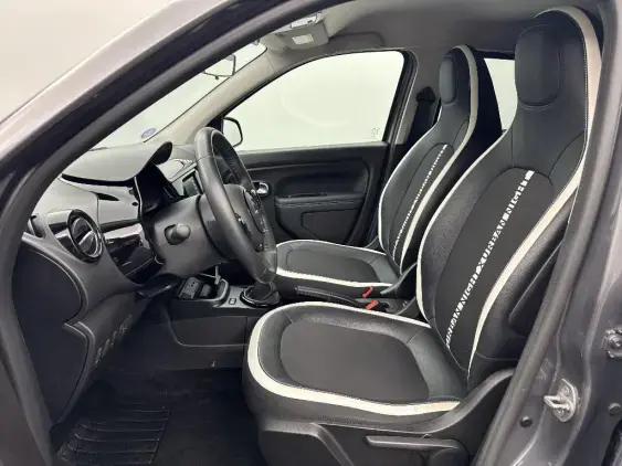 RENAULT TWINGO III - voiture d'occasion - Photo 17