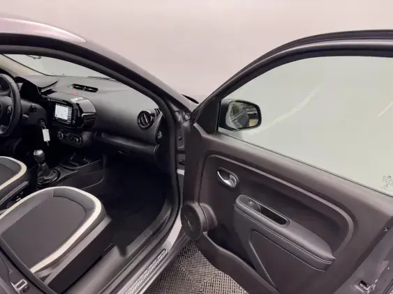 RENAULT TWINGO III - voiture d'occasion - Photo 19