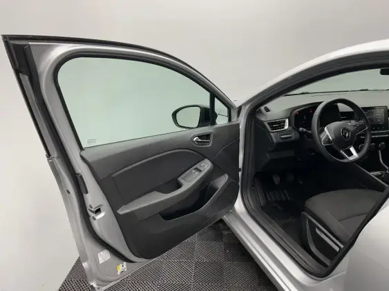 RENAULT CLIO V - voiture d'occasion - Photo 16