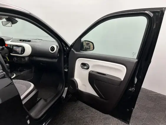 RENAULT TWINGO III - voiture d'occasion - Photo 17