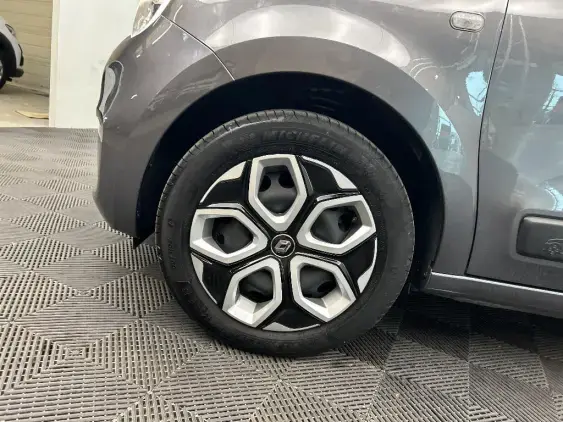 RENAULT TWINGO III - voiture d'occasion - Photo 18