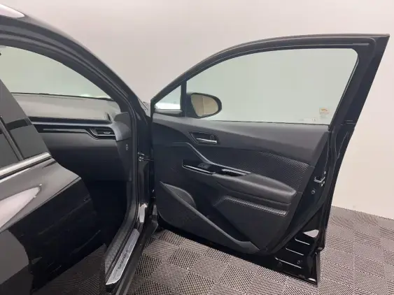 TOYOTA C-HR - voiture d'occasion - Photo 18