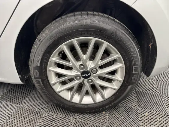 KIA RIO IV - voiture d'occasion - Photo 24