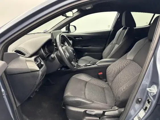 TOYOTA C-HR - voiture d'occasion - Photo 18