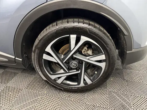 TOYOTA C-HR - voiture d'occasion - Photo 24