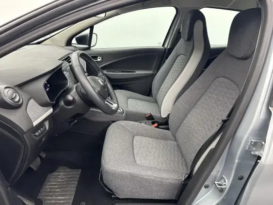 RENAULT ZOE - voiture d'occasion - Photo 18