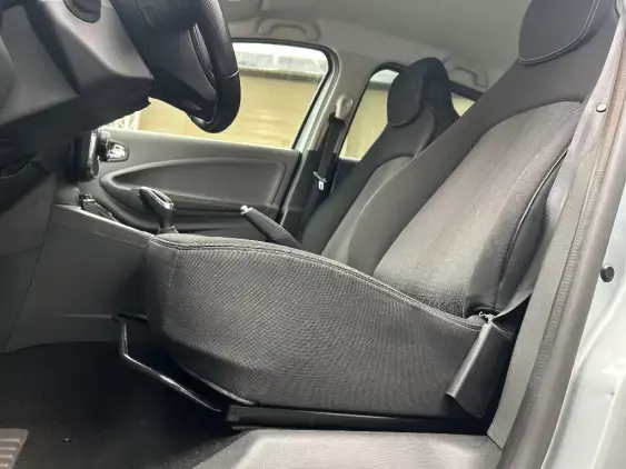 RENAULT ZOE - voiture d'occasion - Photo 14