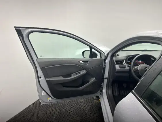 RENAULT CLIO V - voiture d'occasion - Photo 17