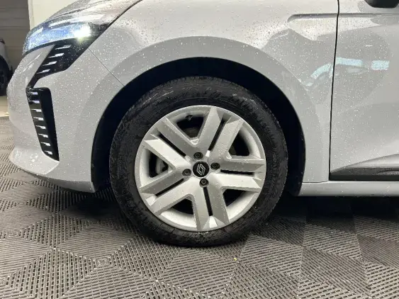 RENAULT CLIO V - voiture d'occasion - Photo 21