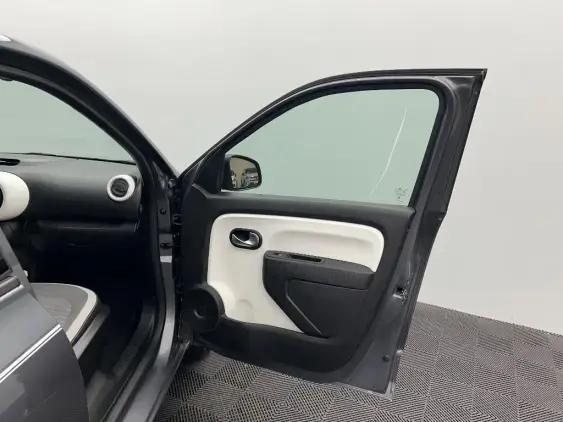 RENAULT TWINGO III - voiture d'occasion - Photo 16