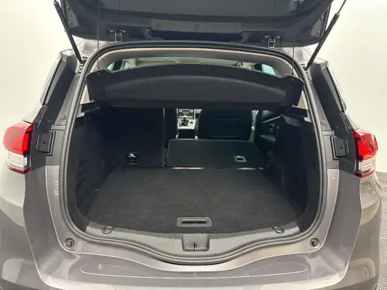 RENAULT SCENIC IV - voiture d'occasion - Photo 16