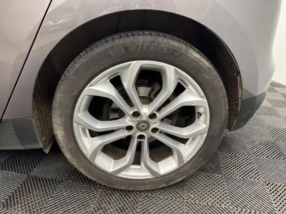 RENAULT SCENIC IV - voiture d'occasion - Photo 24