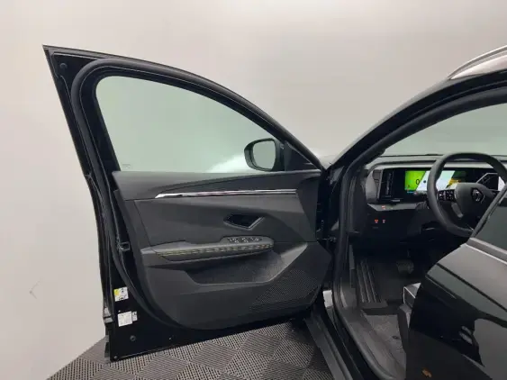 RENAULT SCENIC V ELECTRIQUE - voiture d'occasion - Photo 17