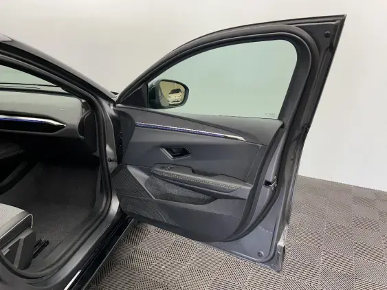 RENAULT MEGANE V - voiture d'occasion - Photo 18