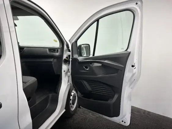 RENAULT TRAFIC FG III - voiture d'occasion - Photo 18