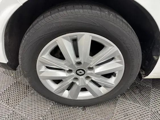 RENAULT MEGANE IV - voiture d'occasion - Photo 22