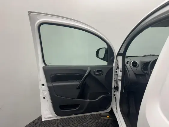 RENAULT KANGOO EXPRESS II - voiture d'occasion - Photo 17