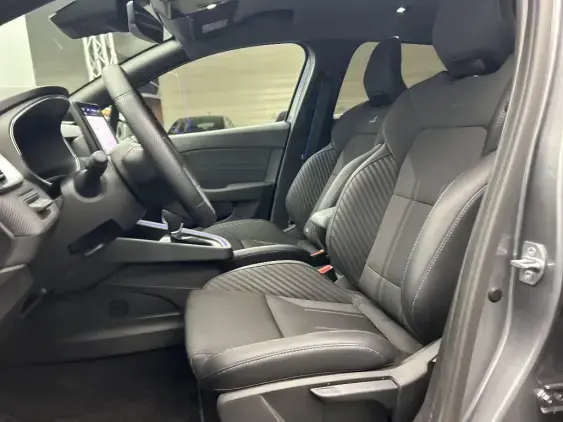 RENAULT CLIO V - voiture d'occasion - Photo 17