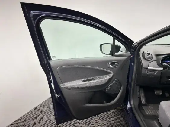 RENAULT ZOE - voiture d'occasion - Photo 17