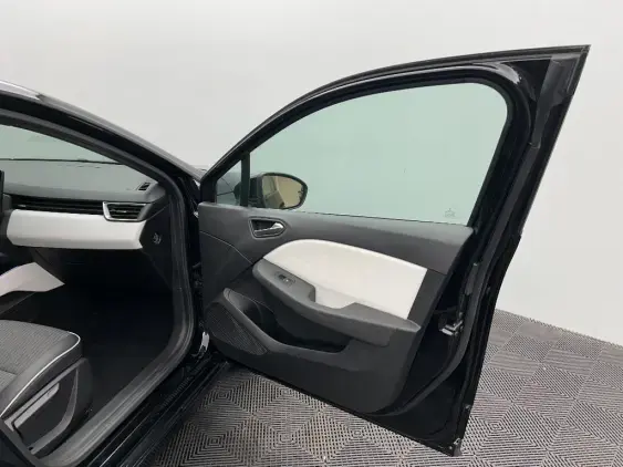 RENAULT CLIO V - voiture d'occasion - Photo 19