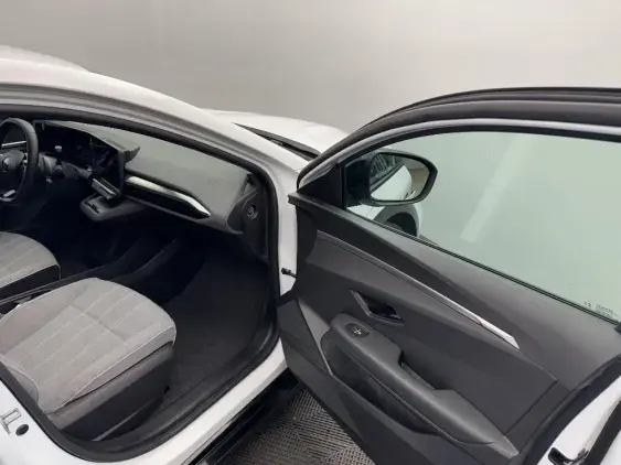 RENAULT MEGANE V - voiture d'occasion - Photo 20