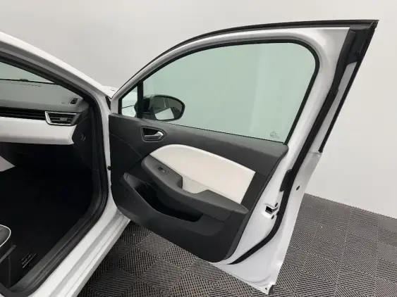 RENAULT CLIO V - voiture d'occasion - Photo 19