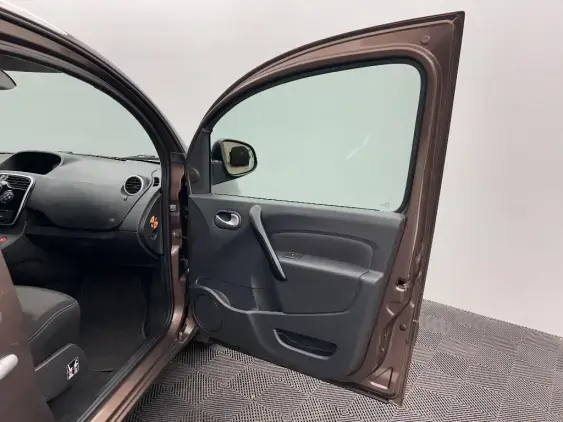 RENAULT KANGOO II - voiture d'occasion - Photo 18