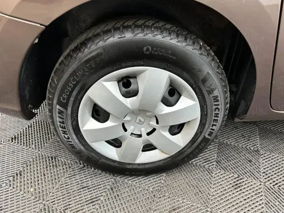 RENAULT KANGOO II - voiture d'occasion - Photo 22