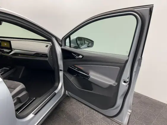 VOLKSWAGEN ID.4 - voiture d'occasion - Photo 19