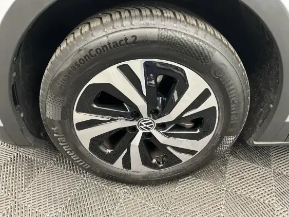 VOLKSWAGEN ID.4 - voiture d'occasion - Photo 20