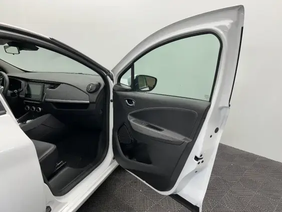 RENAULT ZOE - voiture d'occasion - Photo 17