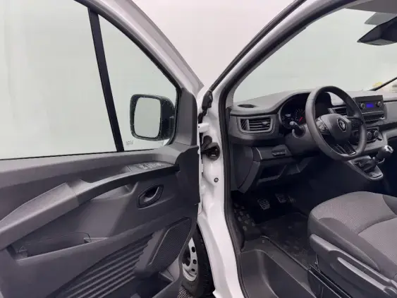 RENAULT TRAFIC FG III - voiture d'occasion - Photo 18