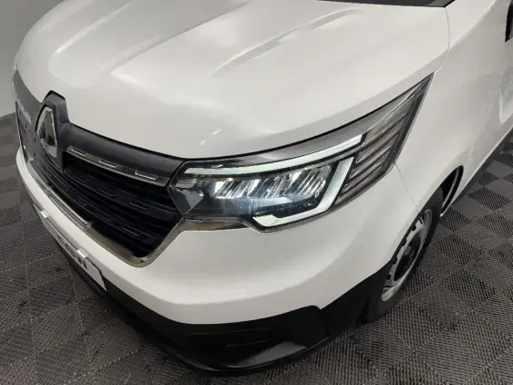 RENAULT TRAFIC FG III - voiture d'occasion - Photo 21