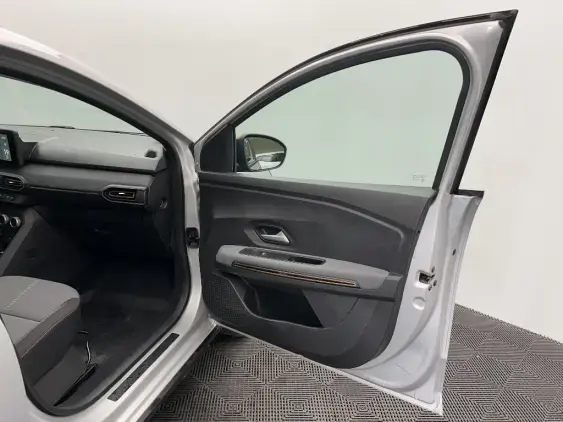 DACIA SANDERO III - voiture d'occasion - Photo 19